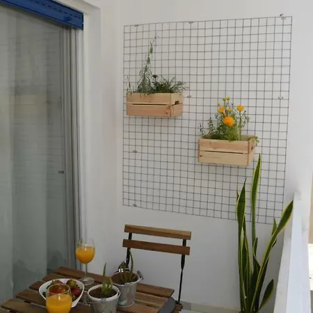 Serenity - One Bedroom Flat Apartmán *
